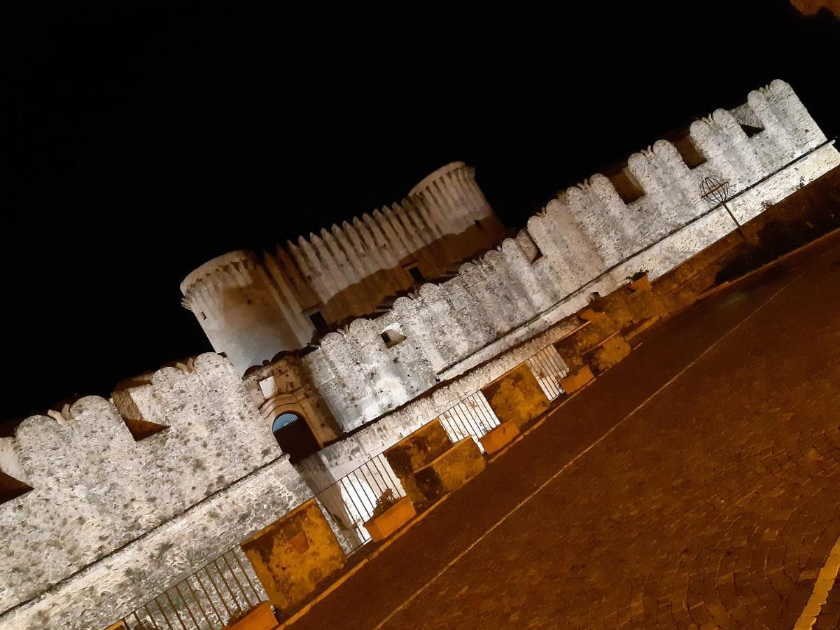 Appartamento Per Turisti Filoxenia Santa Severina المظهر الخارجي الصورة