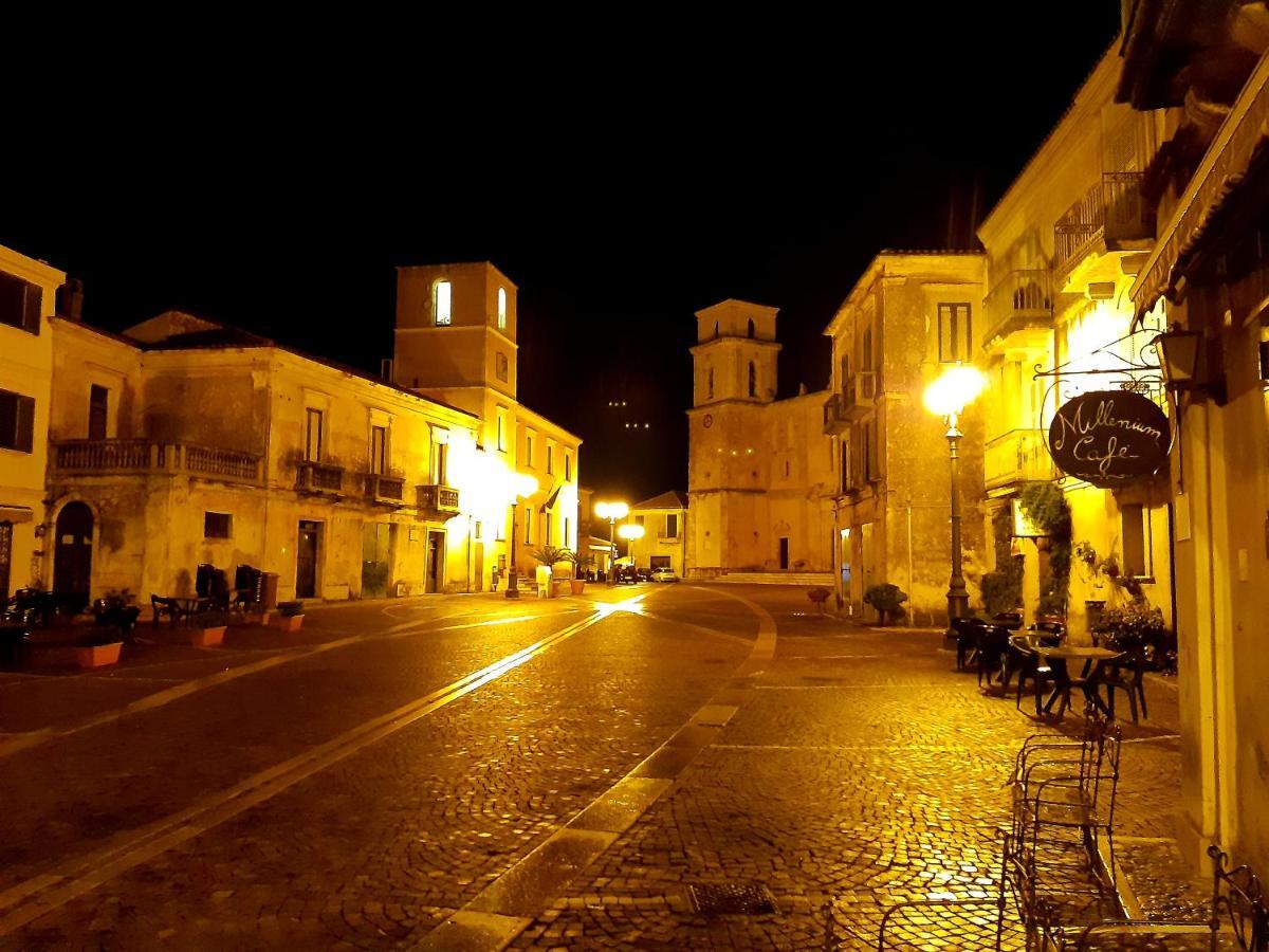Appartamento Per Turisti Filoxenia Santa Severina المظهر الخارجي الصورة